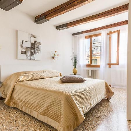 Accademia Charm Apartments By Wonderful Italy Velence Kültér fotó