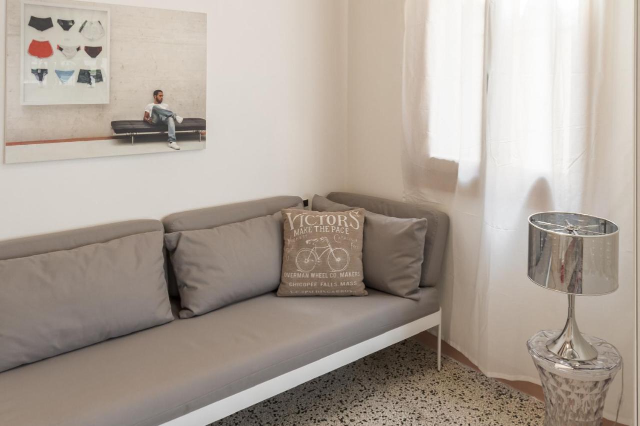 Accademia Charm Apartments By Wonderful Italy Velence Kültér fotó